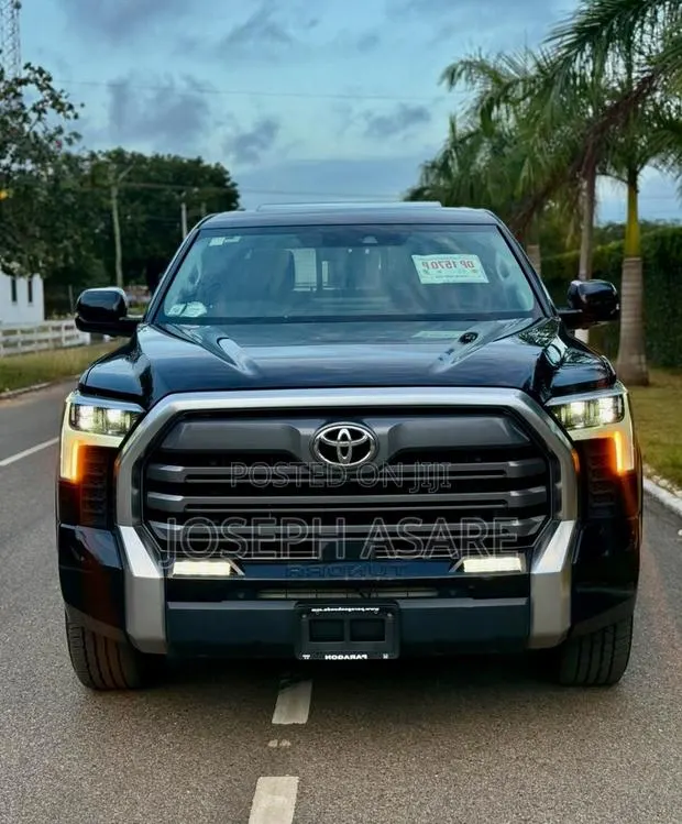 Toyota Tundra Limited 2022 Black · Photo 1