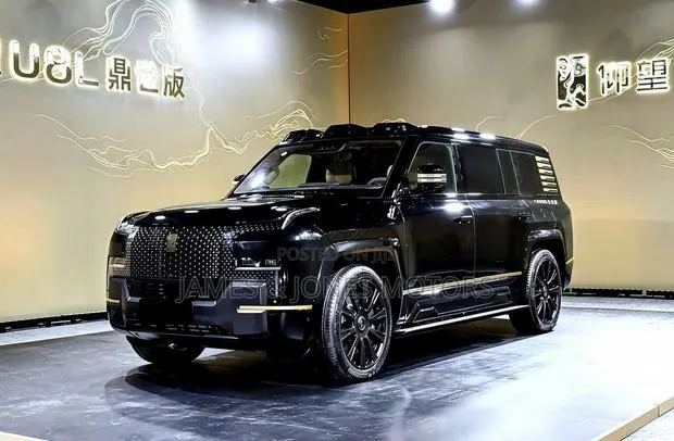 New BYD Yangwang U8 Luxury Edition 2026 Black · Photo 1