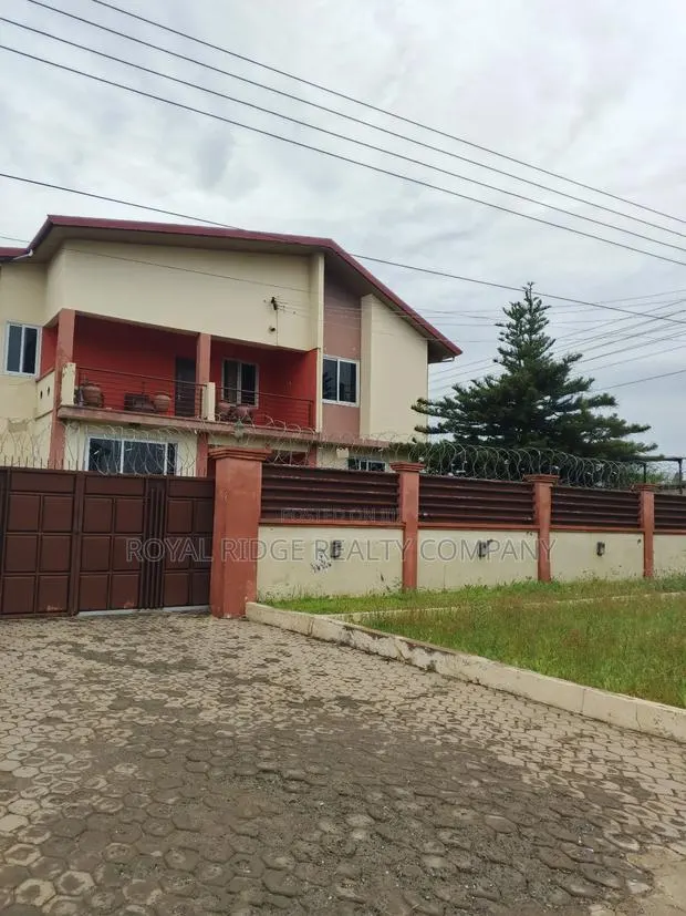 7bdrm Duplex in Spintex Community 20, Accra Metropolitan for rent · Photo 1