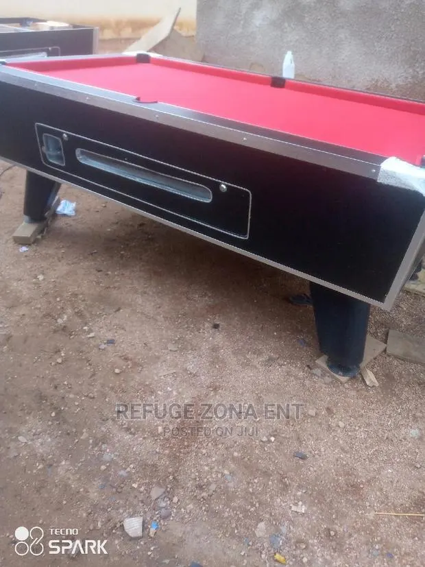 Coin Operated Pool Table · Photo 1