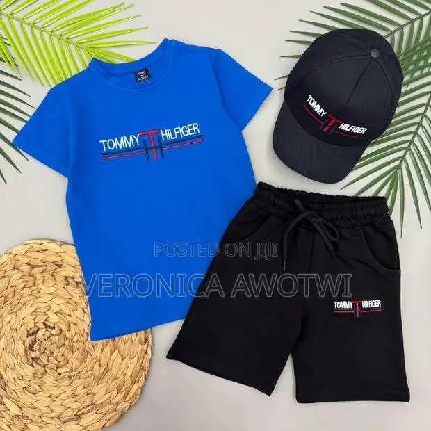 Tommy Hilfiger Causal With Cap · Photo 1