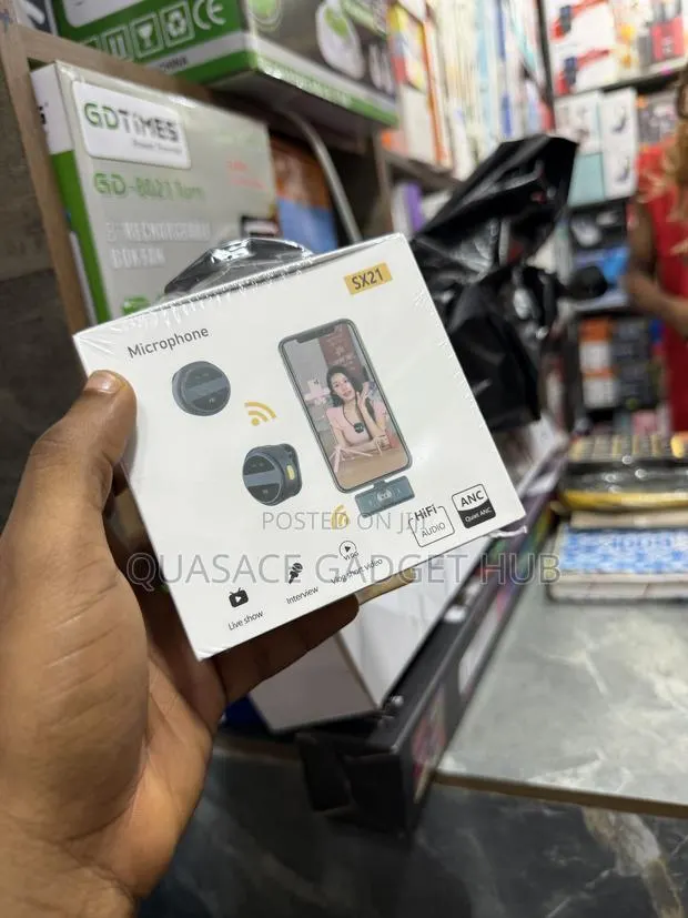 Bluetooth Button Microphone · Photo 1