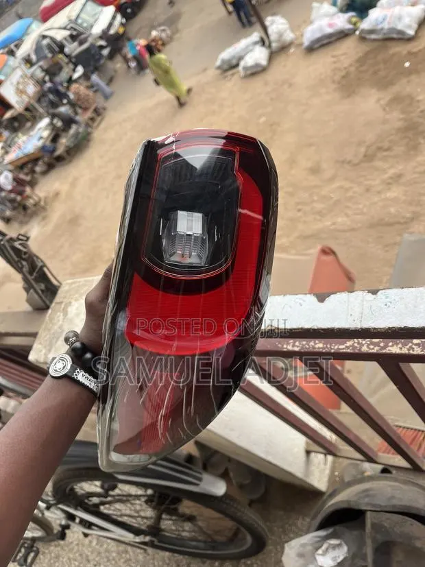 Mazda CX5 2022 to 2025 Tail Light Full LED /Touring. · Photo 1