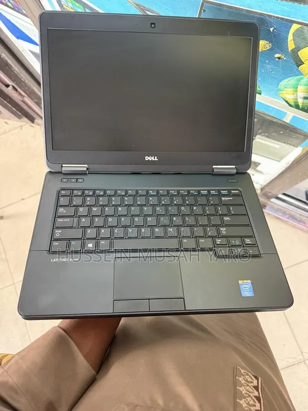 Laptop Dell Latitude e5540 8GB Intel Core i5 HDD 500GB · Photo 1
