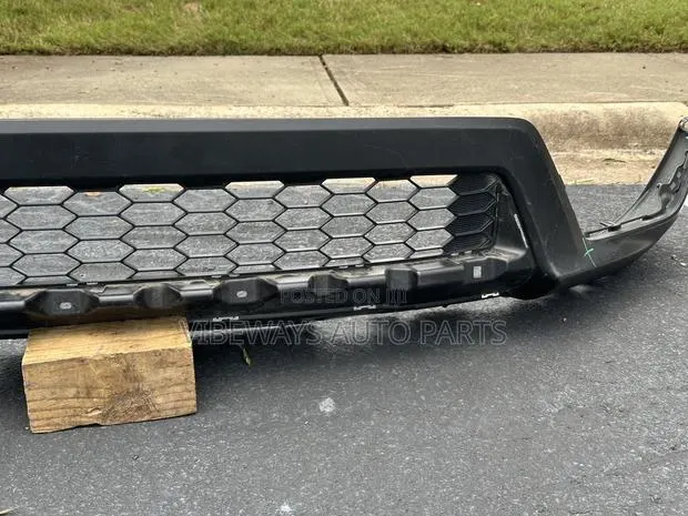 Honda CRV 2017 -2019 Lower Bumper · Photo 1