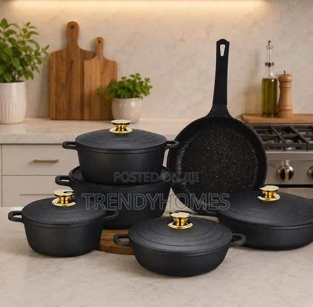 11pcs Cast Iron Cookware Set · Photo 1