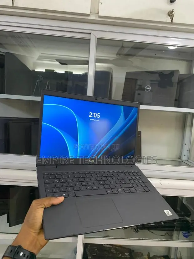 Laptop Dell Latitude 5501 8GB Intel Core i5 SSD 256GB · Photo 1
