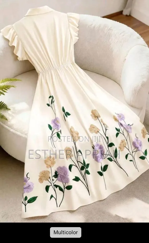 Women Wear · Photo 1