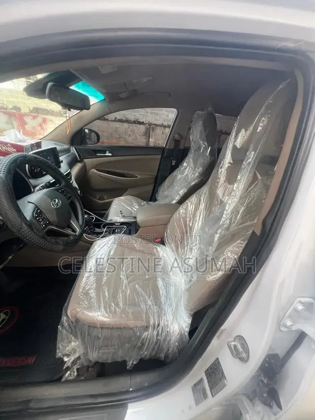 Hyundai Tucson SE FWD 2019 White · Photo 1