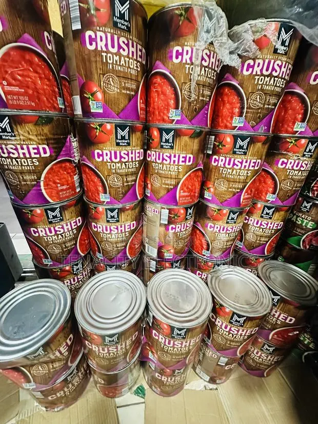 Members Mark Crushed Tomatoes in Tomato Puree · Photo 1