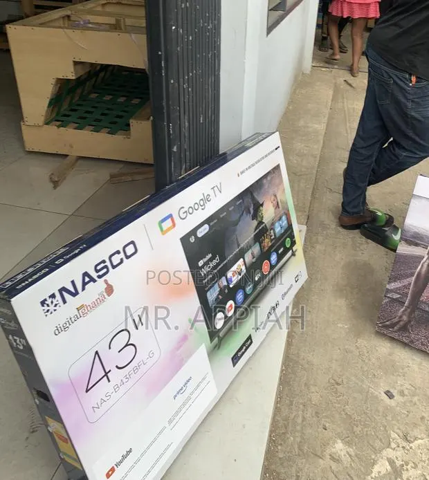 Super Classic Nasco 43” Smart Satellite Television(Black) · Photo 1