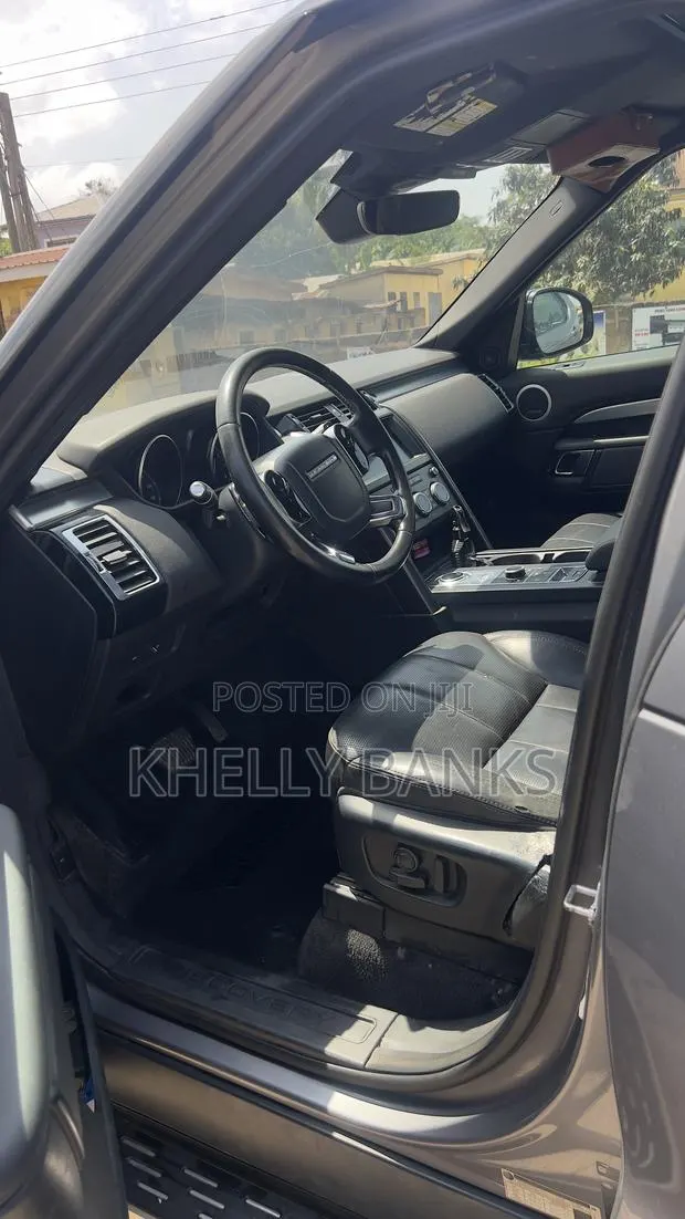 Land Rover Discovery HSE LUXURY 4x4 2020 Gray · Photo 1