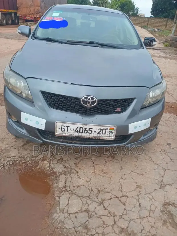 Toyota Corolla 2009 Gray · Photo 1