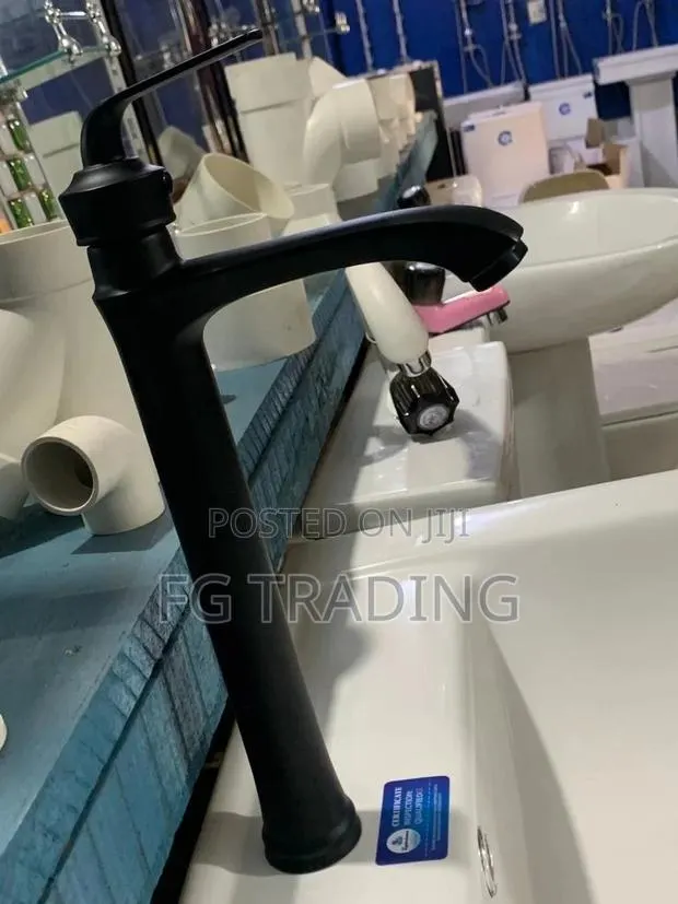 Long Basin Tap - Pedicure Tap - Countertop Tap · Photo 1