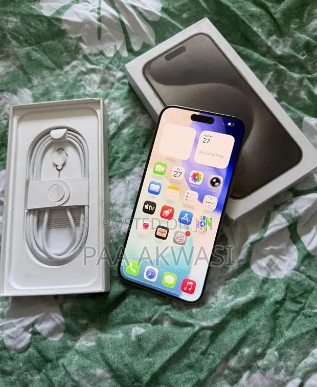 New Apple iPhone 15 Pro Max 512 GB Silver · Photo 1