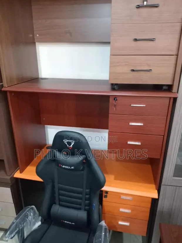 Mini Exec Table With Side Drawer · Photo 1