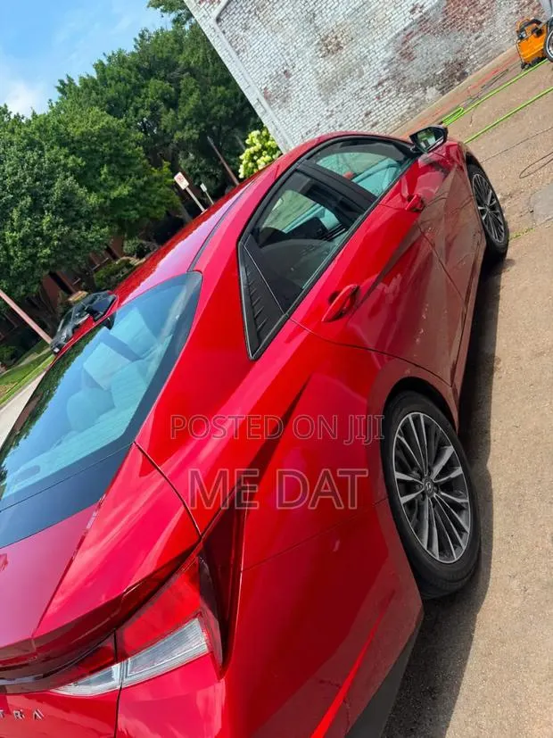 Hyundai Elantra SEL 2021 Red · Photo 1