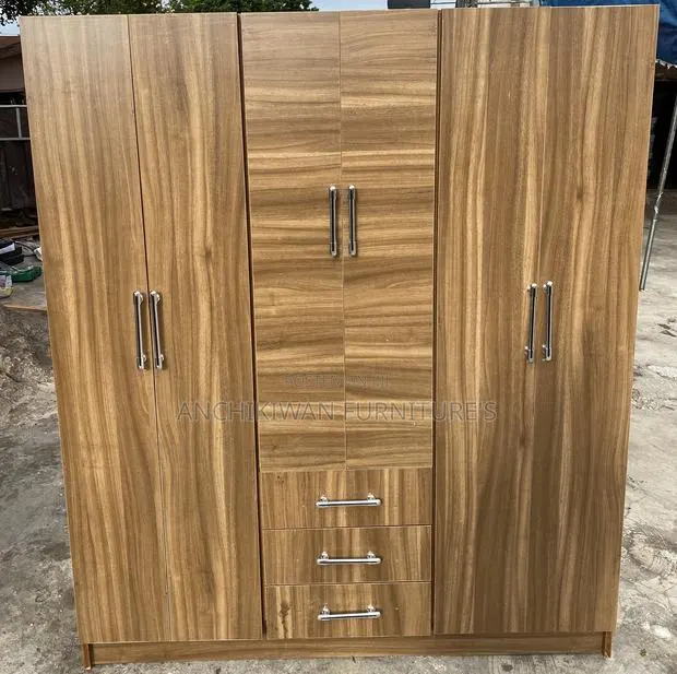 High Quality Førëîgñn Chipboard (Payment After Delivery) · Photo 1