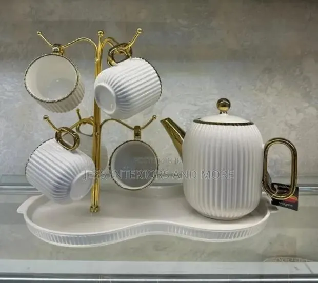 Tea Set (White Gold) · Photo 1