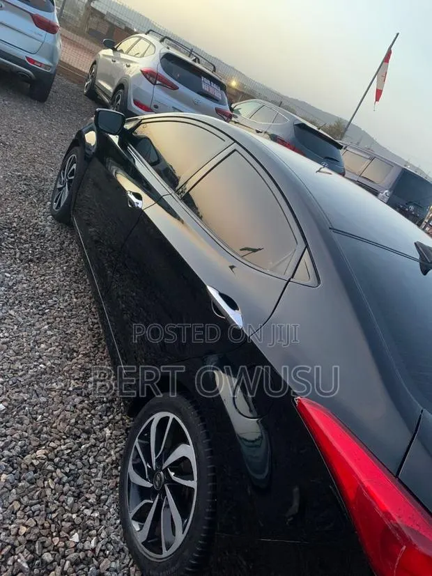 Hyundai Elantra 2013 Black · Photo 1