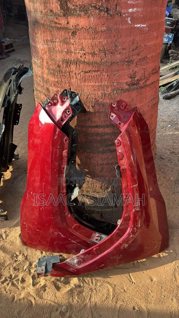 Toyota Rav4 2019,2020,2021,2022,2023,2024,2025 Fender · Photo 1
