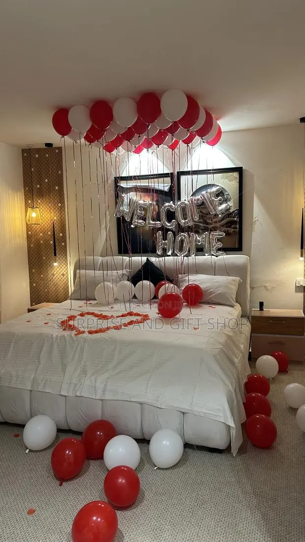 Balloon Room Decor · Photo 3