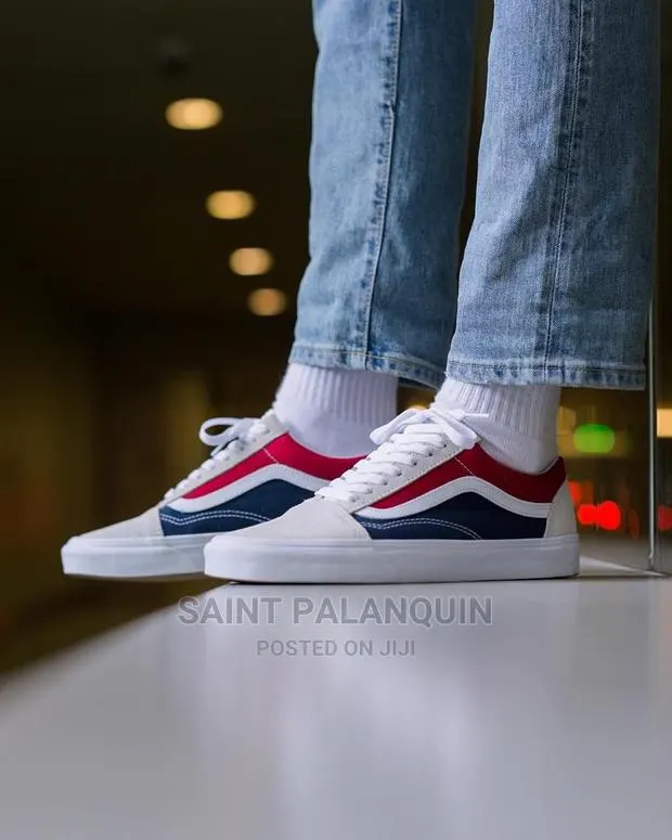 Old Skool Vans · Photo 1