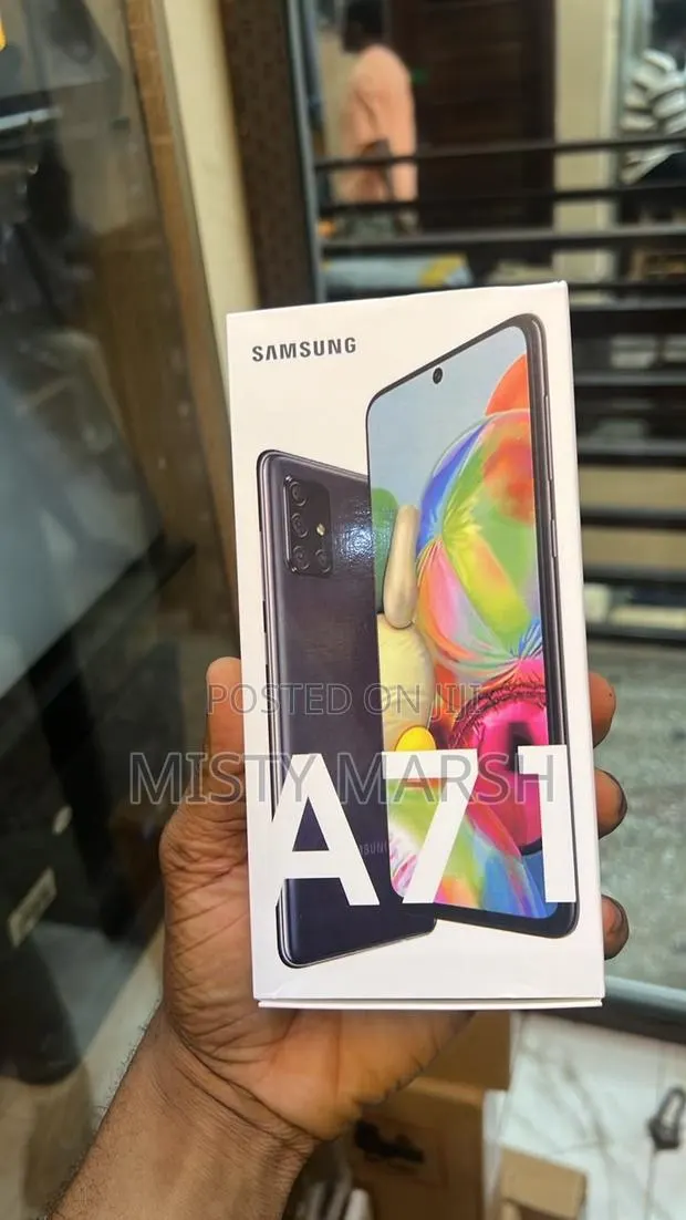New Samsung Galaxy A71 128 GB Black · Photo 1