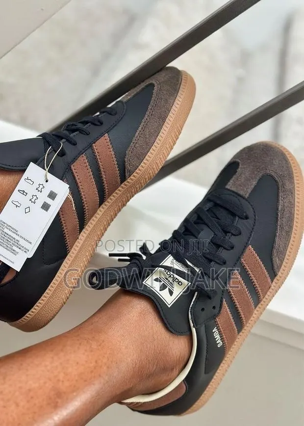 Affordable Sneakers- Adidas Samba — Clean Classic | Unisex · Photo 1