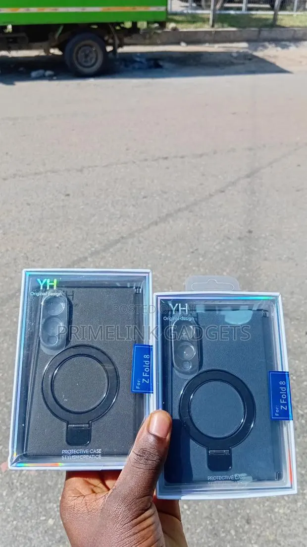 Galaxy Z Fold 8 8 Ultra Case With Screen, Hinge and Camera Protector · Photo 1