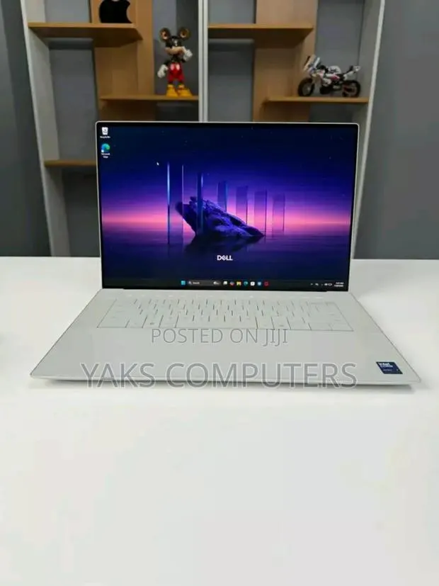 New Laptop Dell XPS 13 32GB Intel Core Ultra 7 SSD 1T · Photo 1
