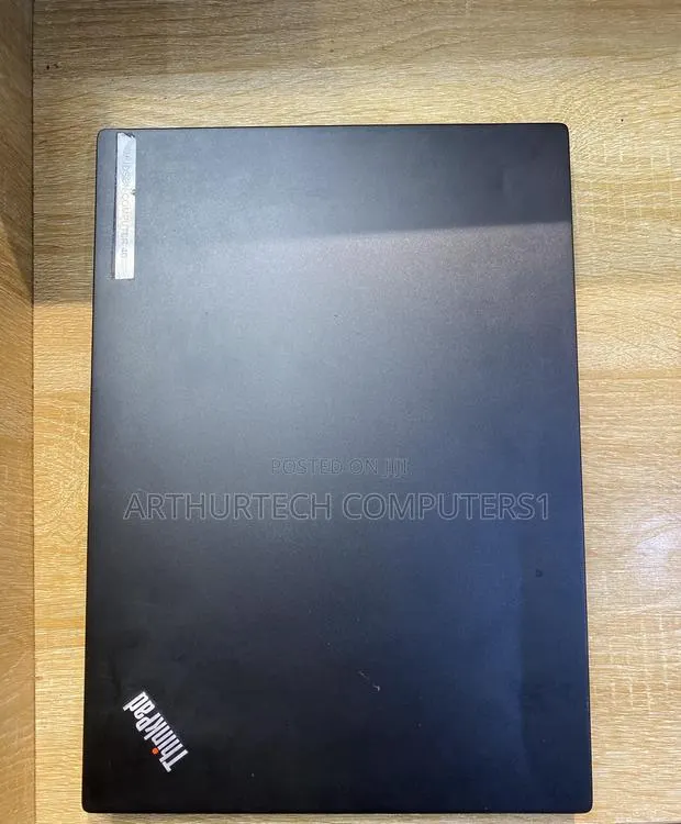 Laptop Lenovo ThinkPad E15 8GB Intel Core i5 SSD 256GB · Photo 1