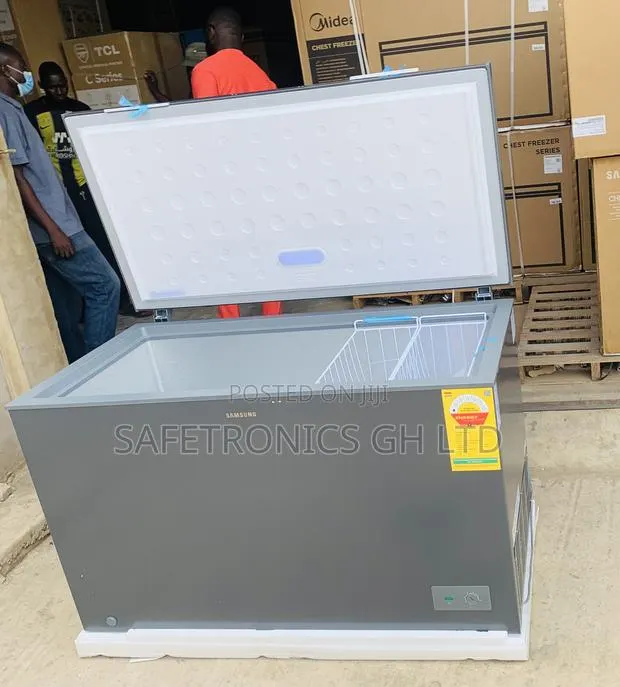 Genuine Best Samsung 371 Litres Chest Freezer Ri70f37v1gagh · Photo 1