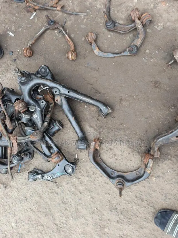Escalade,Ram,F150 Upper Arm · Photo 1
