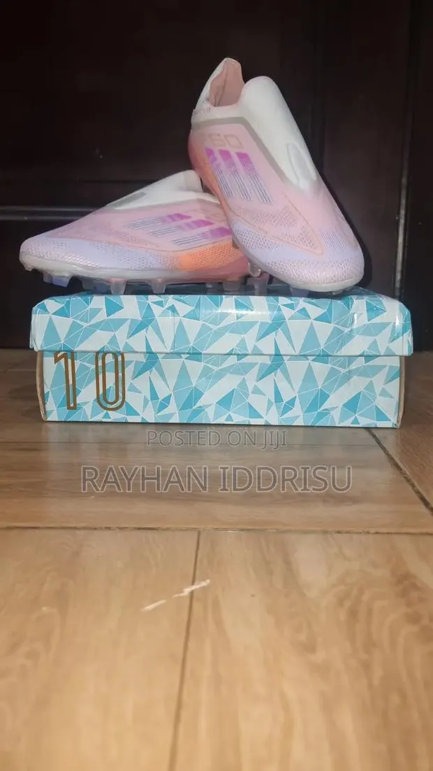 Football Boots · Photo 1