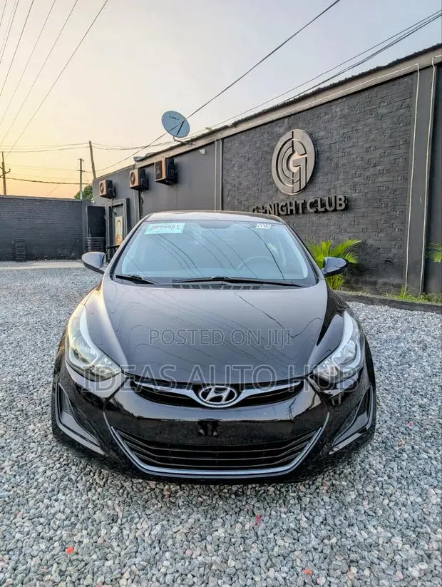Hyundai Elantra SE Sedan FWD (1.8L 4cyl 6A) 2016 Black · Photo 1