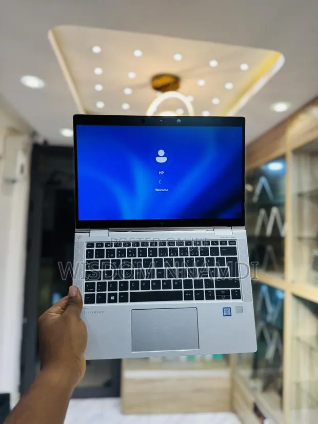 Laptop HP EliteBook x360 1030 G4 16GB Intel Core i5 SSD 256GB · Photo 1