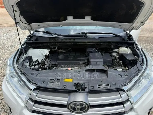 Toyota Highlander 2019 White