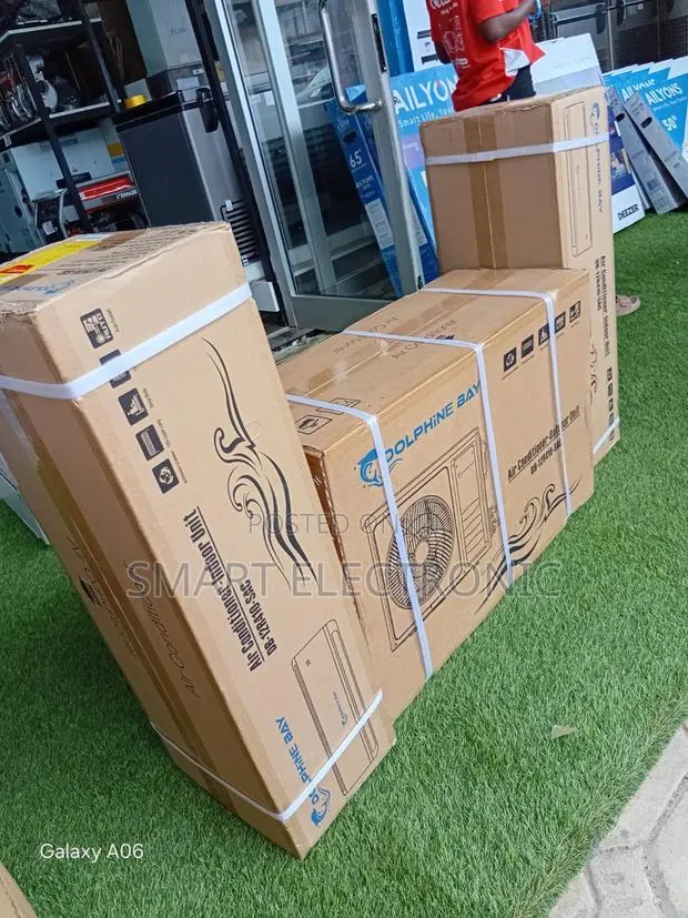 Dolphine Bay AC- Entertain Dolphine Bay 1.5hp Bring Home Happiness · Photo 1