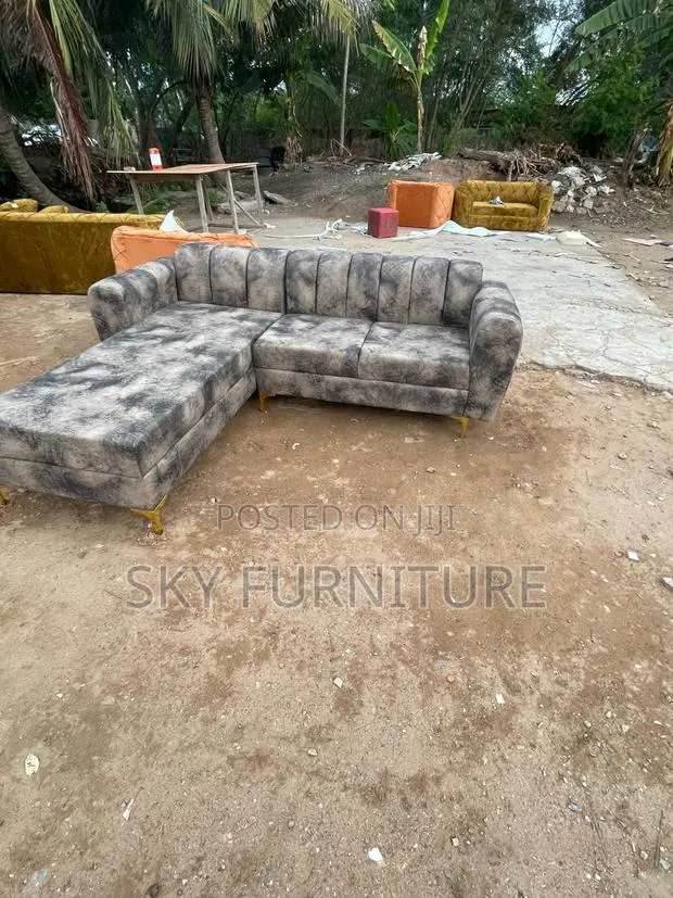 Royal Sofa Seat · Photo 1
