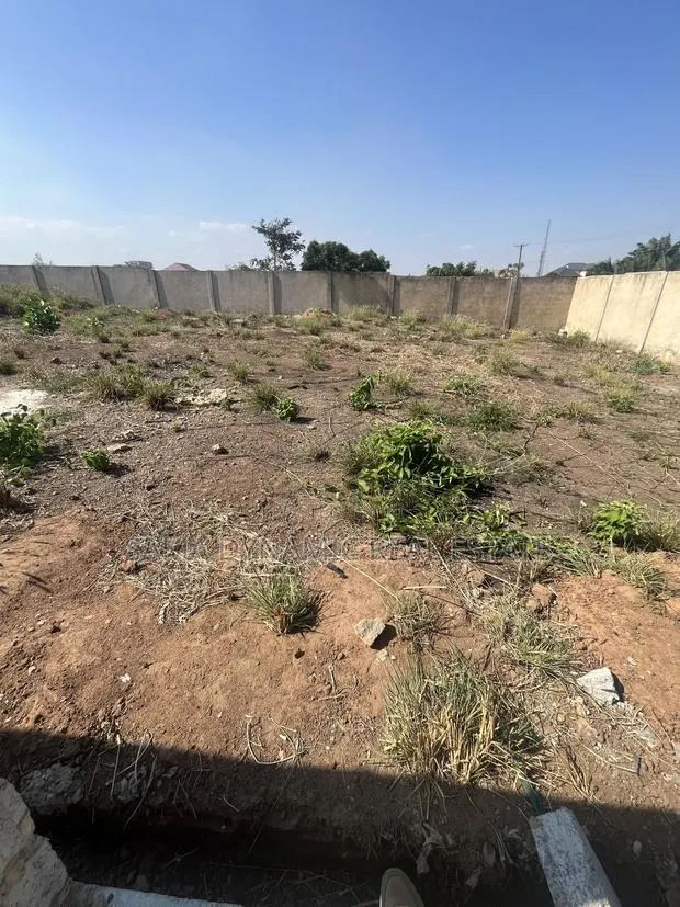 Land for Sale · Photo 1