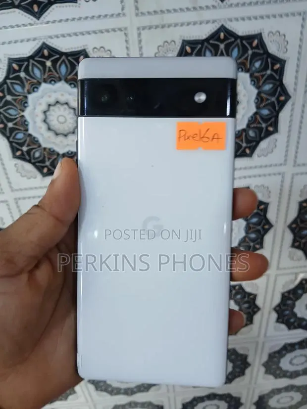 Google Pixel 6a 128 GB Silver · Photo 1