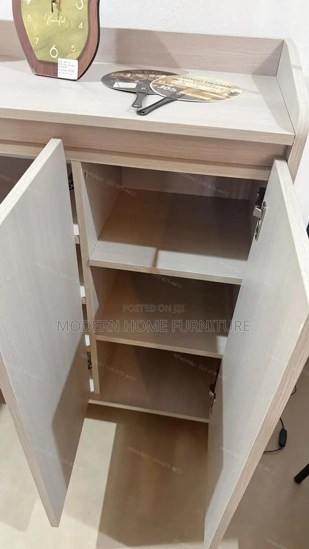 Modern Imported Shoe Cabinet · Photo 5