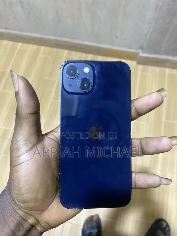 Apple iPhone 13 128 GB Blue · Photo 1