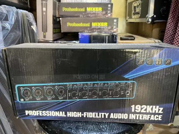 Professional High-Fidelity Audio Interface · Photo 1