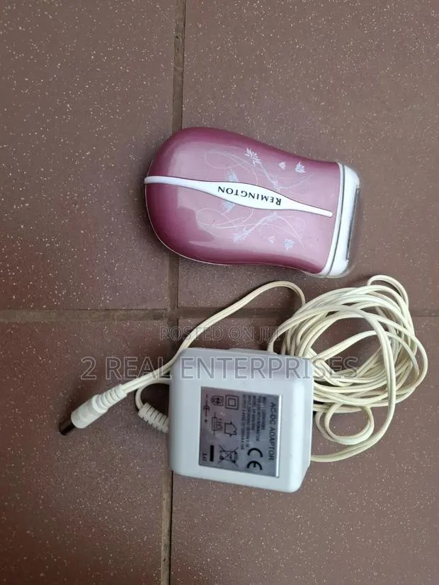 Remington Pink Cordless Electric Lady Shaver With Charging Adapter · Photo 1