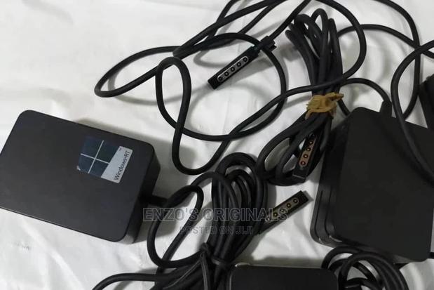 Microsoft Surface RT and Pro 2 Charger · Photo 2