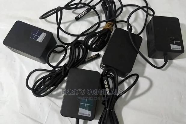 Microsoft Surface RT and Pro 2 Charger · Photo 1