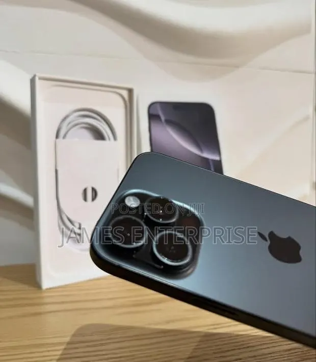 New Apple iPhone 16 Pro Max 1 TB Black · Photo 1