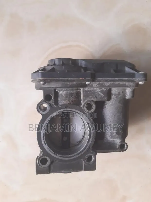 Throttle Valve · Photo 1